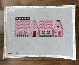 Peppermint 3D Gingerbread House by Liz Goodrick-Dillon (Tapestry Tent, via Susan Roberts) (thumbnail)