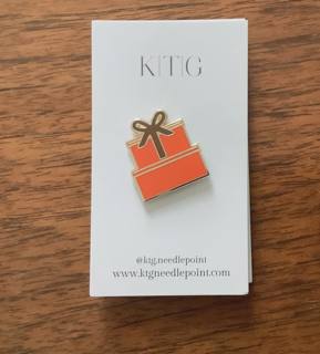 Orange Gifts Needleminder by KTG (thumbnail)