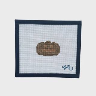 Peanut Butter Pumpkin by Boxwood Needlepoint (thumbnail)