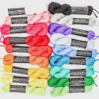 Pepper Pot Silk by Tilli Tomas (thumbnail)