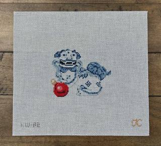 Foo Dog with Ornament by The Gingham Stitchery (thumbnail)
