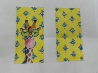 Giraffe w/Bubblegum Eyeglass Case by Colors of Praise Art Studio (thumbnail)