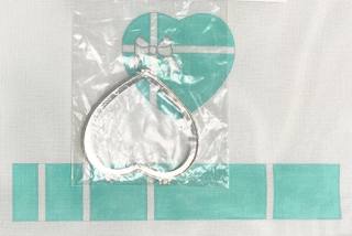 hinged box designs: tiffany heart box by Funda Scully (thumbnail)