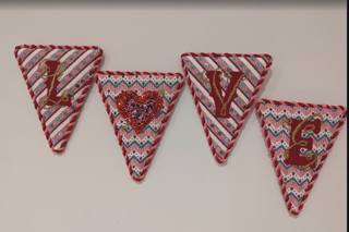 LOVE Garland w/Stitch Guide -- 4 Individual Canvases by Laura Love Designs (thumbnail)
