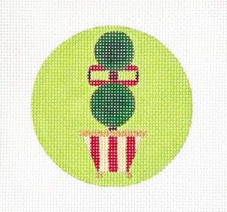 Topiary on Green - Round by Raymond Crawford (thumbnail)