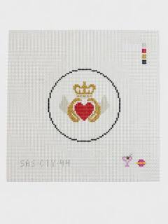 Claddagh Round by Saturnalia Stitching (thumbnail)