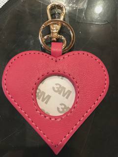 Heart Key Fob- hot pink/gold by Planet Earth (thumbnail)